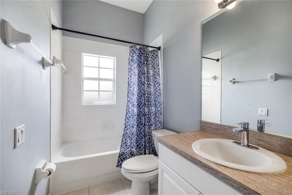 9115 Estero River CIR, ESTERO FL 33928-18