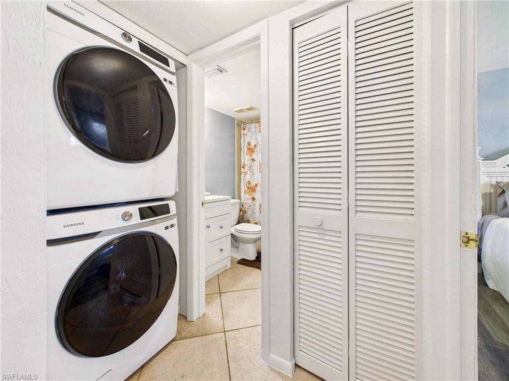 28100 Pine Haven WAY # 5, BONITA SPRINGS FL 34135-10