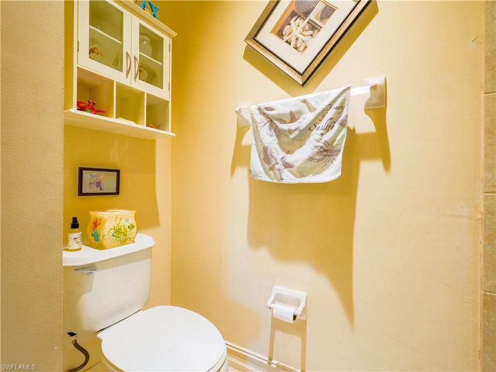 1015 Tarpon Cove DR # 1403, NAPLES FL 34110-26