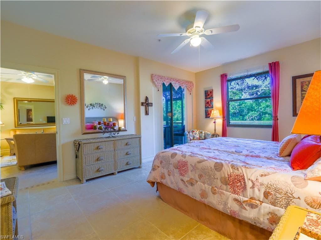 1015 Tarpon Cove DR # 1403, NAPLES FL 34110-21