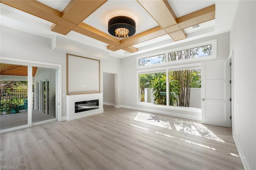 9240 The LN-19