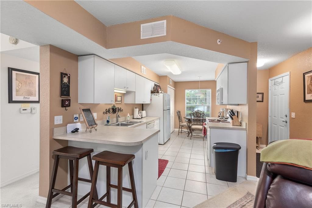 25727 LAKE AMELIA WAY # 105, BONITA SPRINGS FL 34136-5