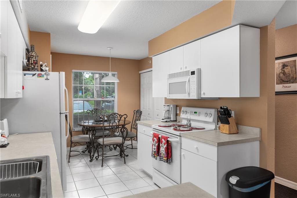 25727 LAKE AMELIA WAY # 105, BONITA SPRINGS FL 34136-6