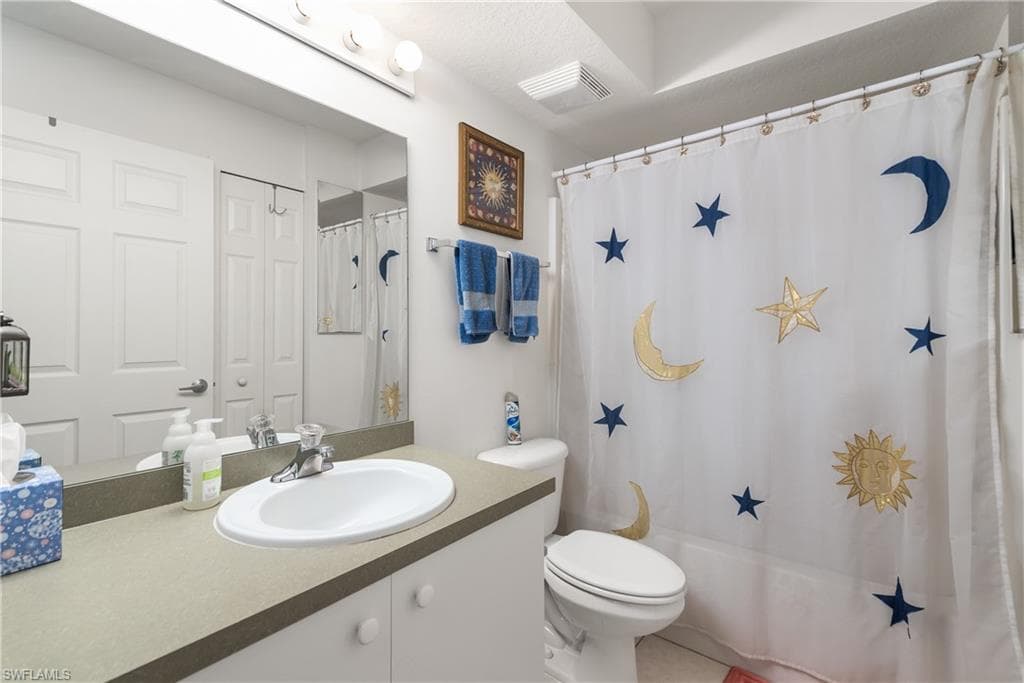 25727 LAKE AMELIA WAY # 105, BONITA SPRINGS FL 34136-17