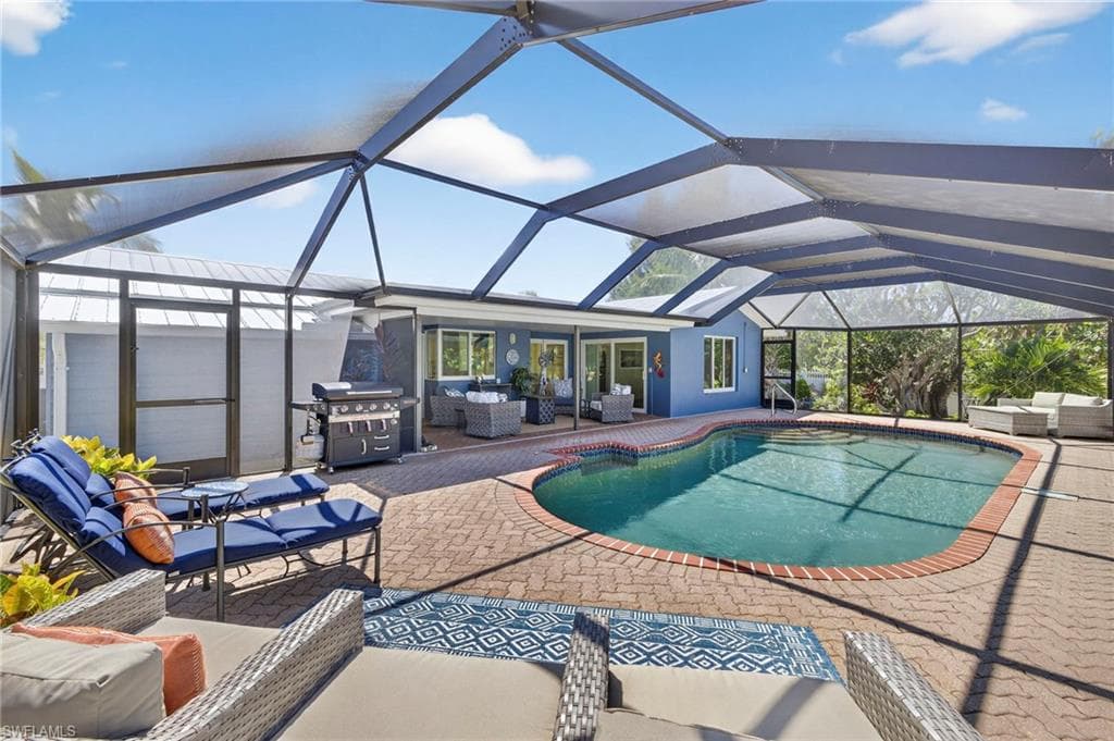 1643 Bunting LN, SANIBEL FL 33957-25