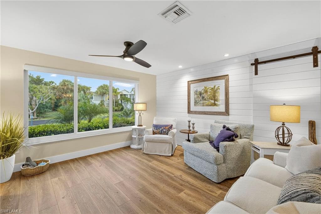 1643 Bunting LN, SANIBEL FL 33957-3