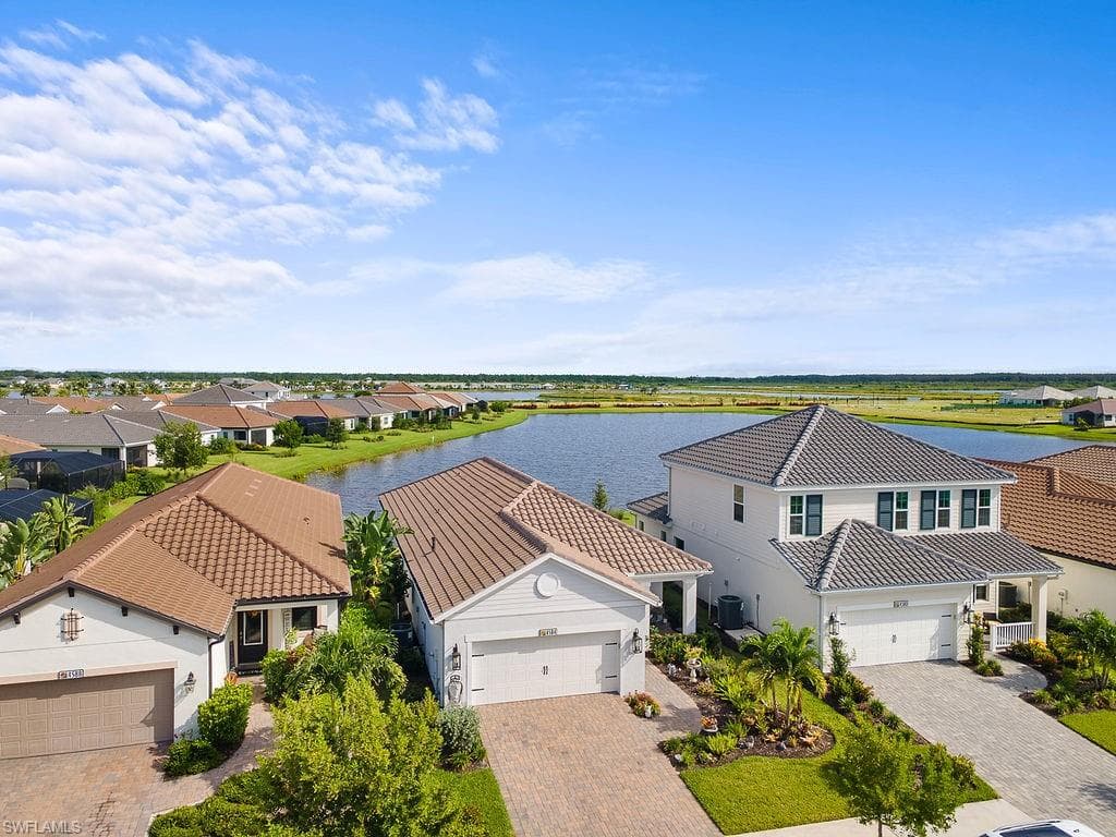 4584 Centaurus CIR, NAPLES FL 34120-32