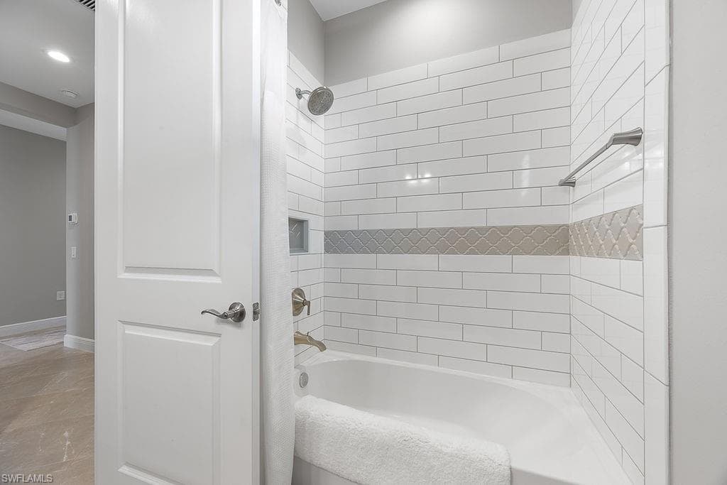 4584 Centaurus CIR, NAPLES FL 34120-7