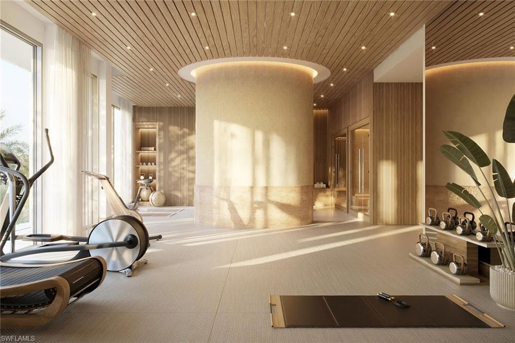 1121 GULF SHORE BLVD N # 6N, NAPLES FL 34102-9