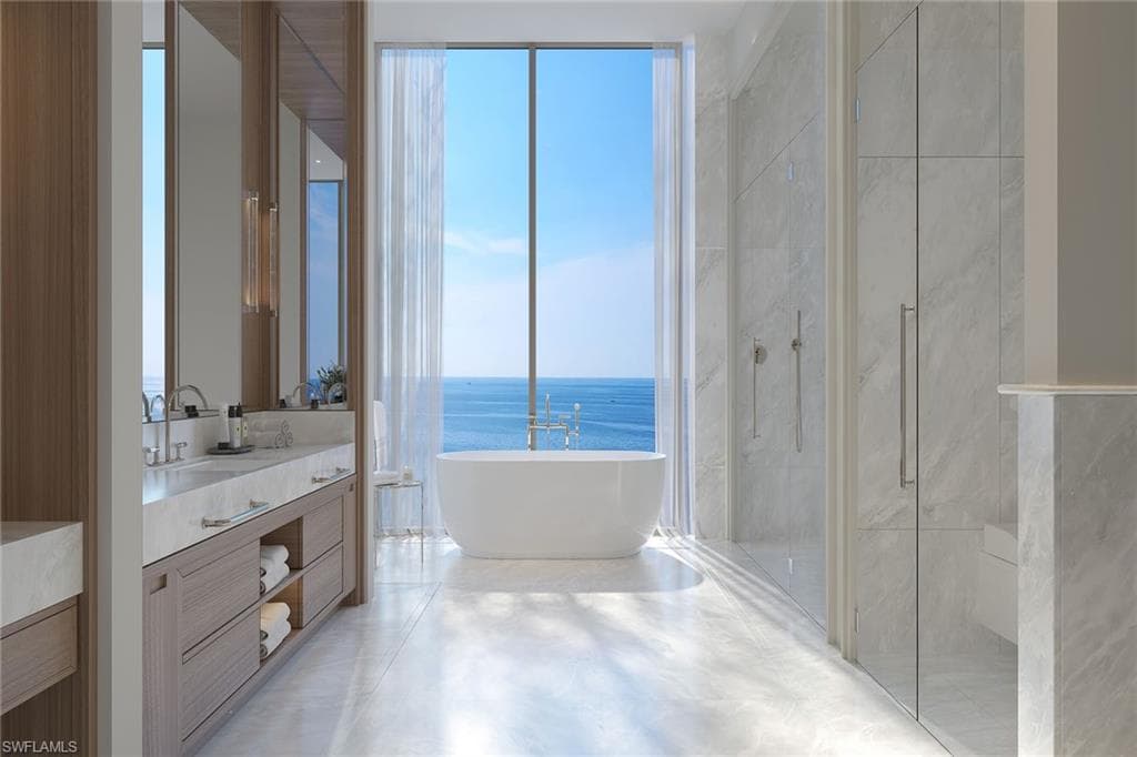1121 GULF SHORE BLVD N # 6N, NAPLES FL 34102-7