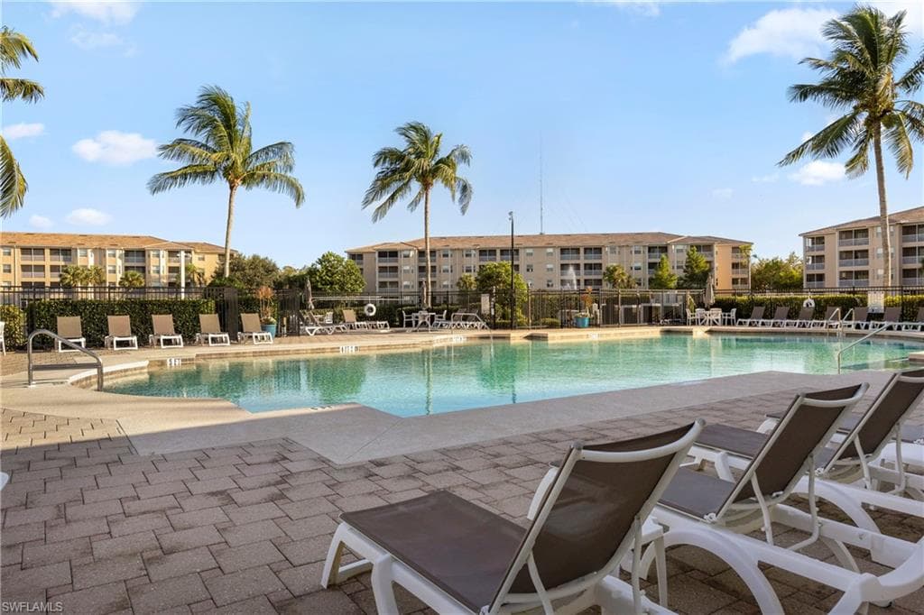 8550 Kingbird LOOP # 615, ESTERO FL 33967-1