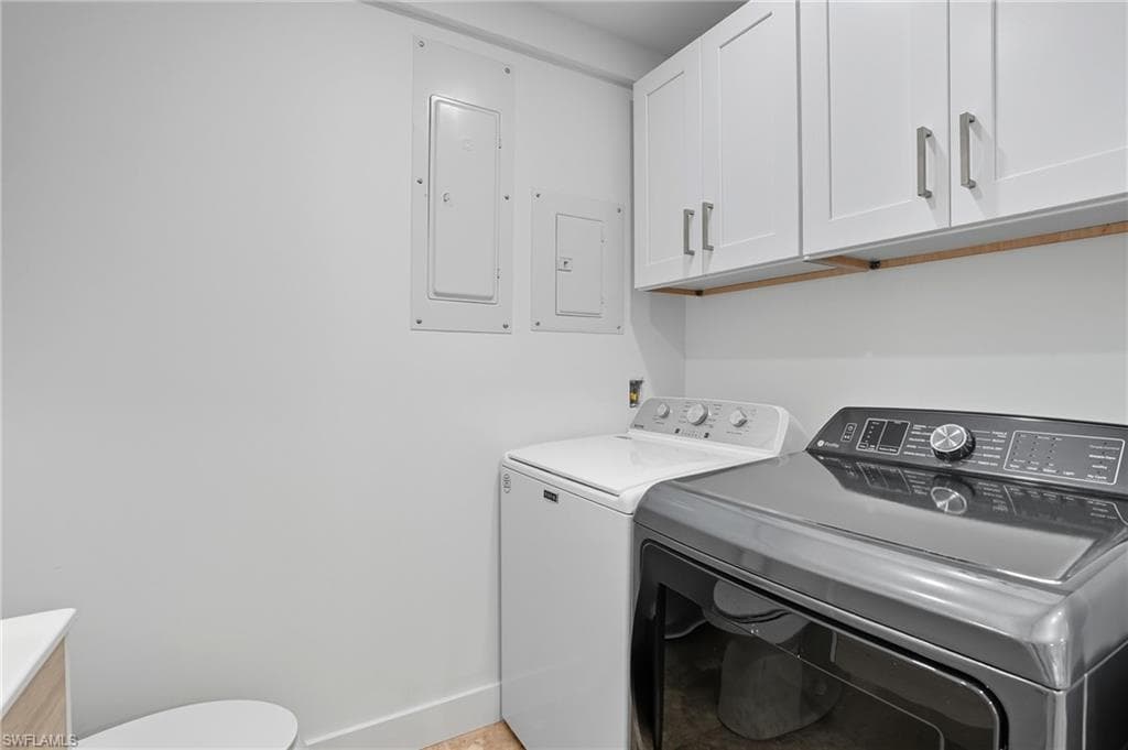 5122 Starfish AVE, NAPLES FL 34103-22