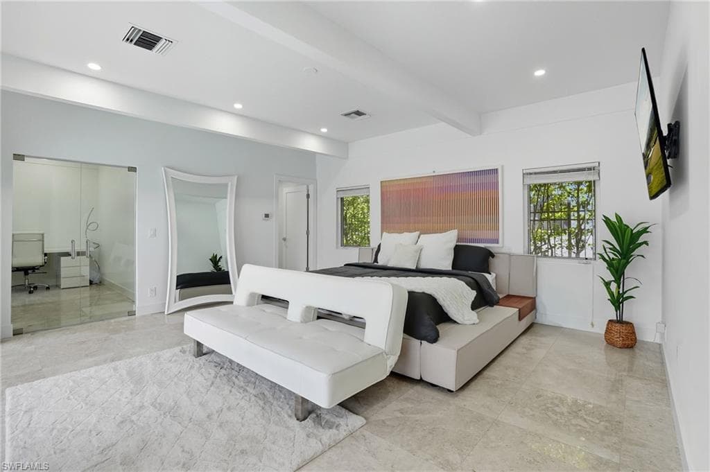 5122 Starfish AVE, NAPLES FL 34103-11