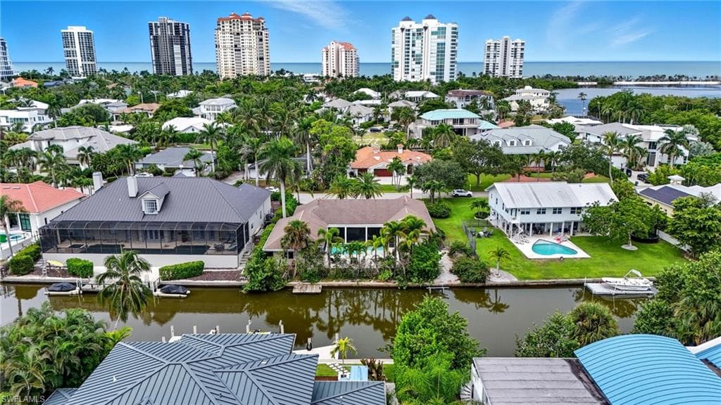 5122 Starfish AVE, NAPLES FL 34103-30