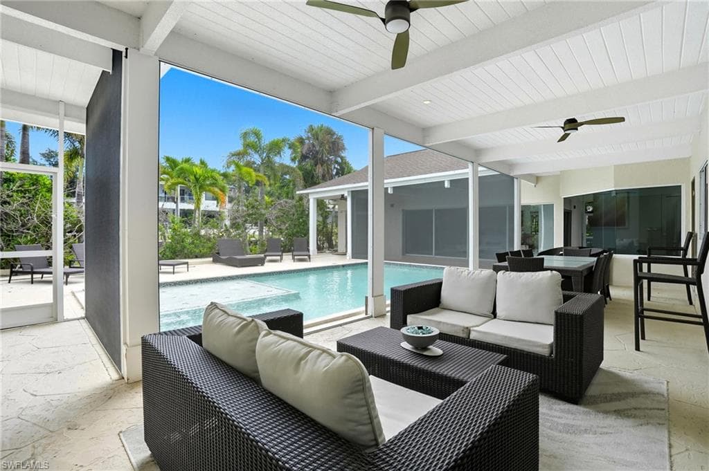 5122 Starfish AVE, NAPLES FL 34103-3