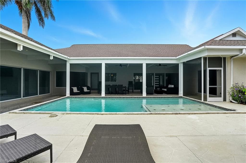 5122 Starfish AVE, NAPLES FL 34103-24