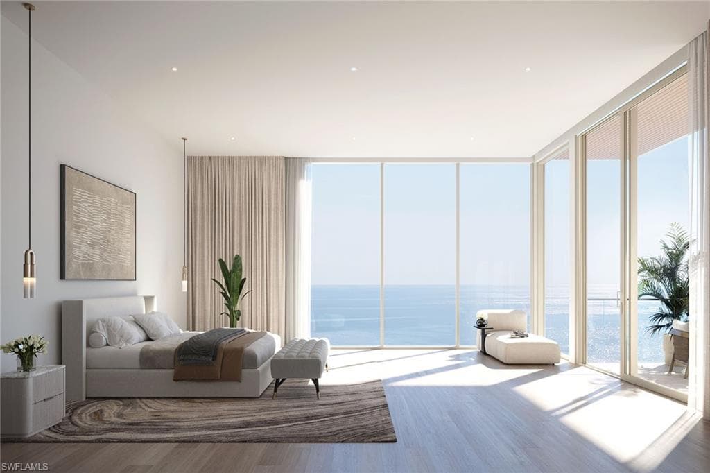 1121 GULF SHORE BLVD N # 2S, NAPLES FL 34102-5