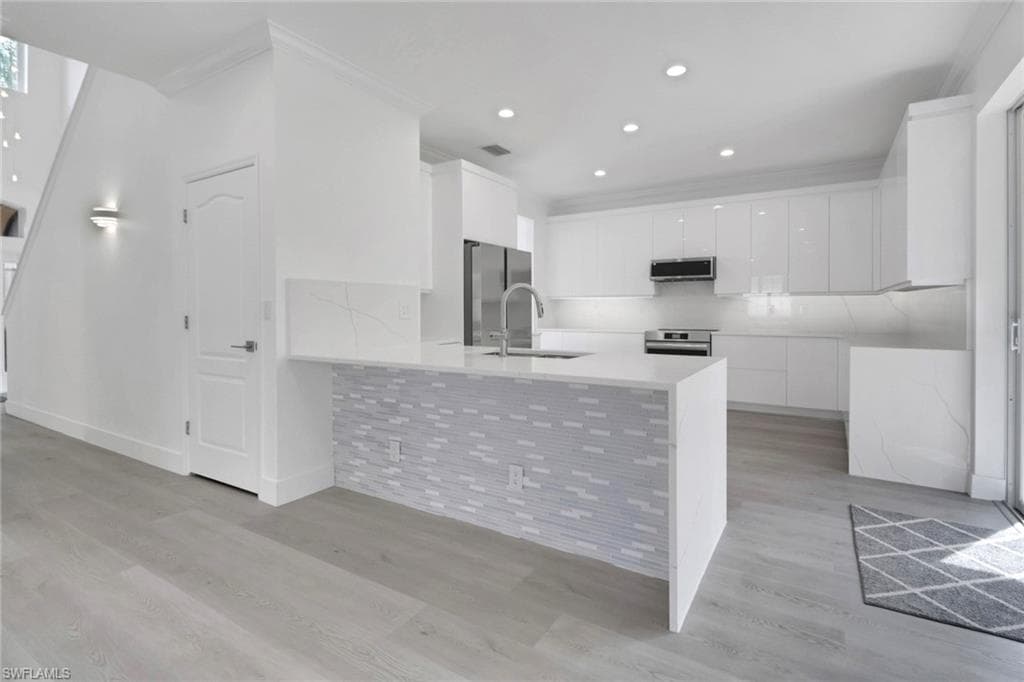 20522 Ardore LN, ESTERO FL 33928-11