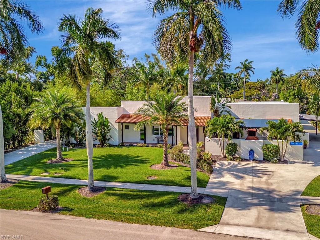 1291 Caloosa DR, FORT MYERS FL 33901-1