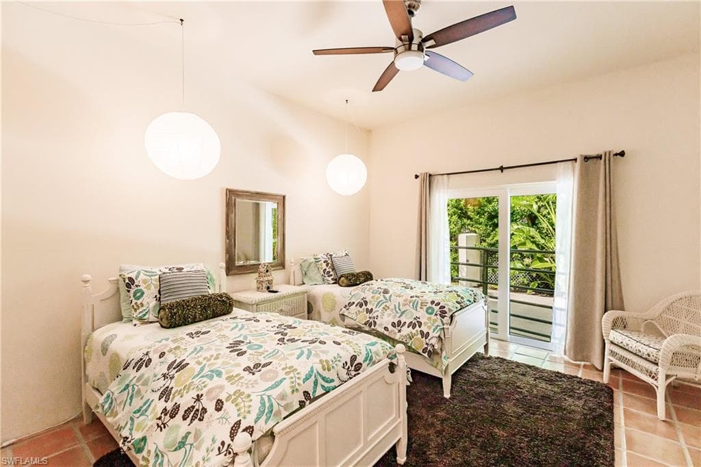 1291 Caloosa DR, FORT MYERS FL 33901-18