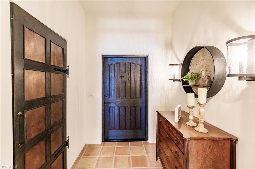 1291 Caloosa DR, FORT MYERS FL 33901-3