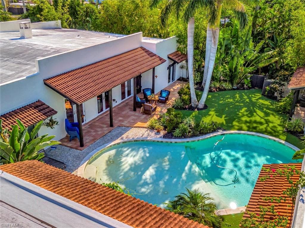 1291 Caloosa DR, FORT MYERS FL 33901-7