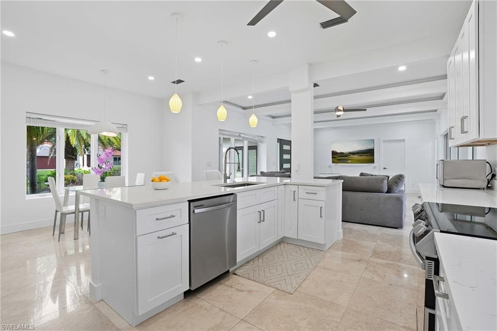 5122 Starfish AVE, NAPLES FL 34103-9