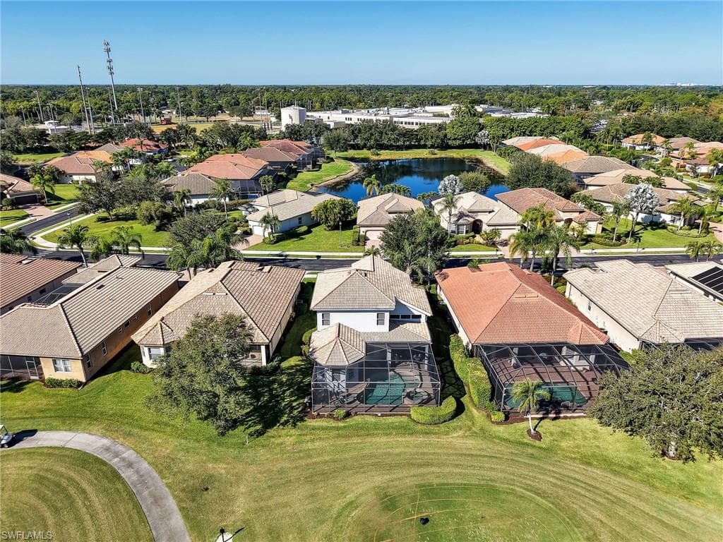 6096 Dogleg DR, NAPLES FL 34113-1
