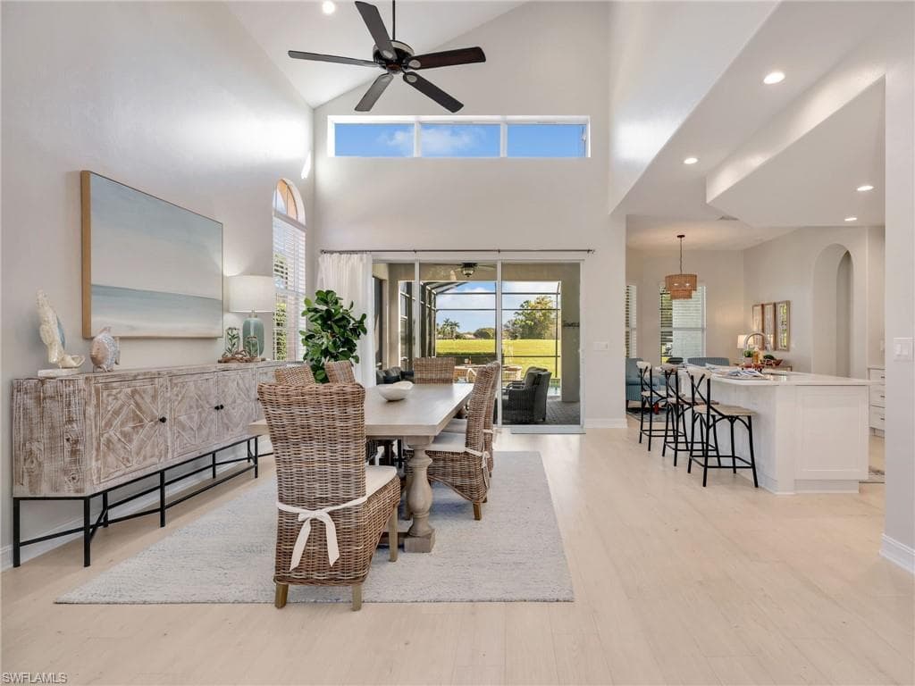 6096 Dogleg DR, NAPLES FL 34113-13