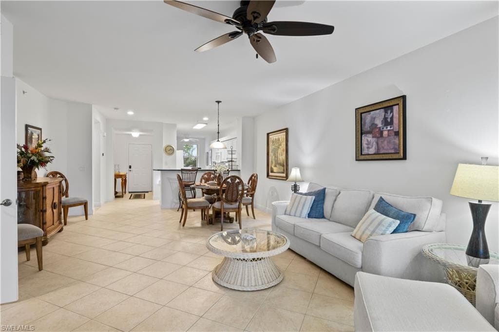 11041 Gulf Reflections DR # 206, FORT MYERS FL 33908-5