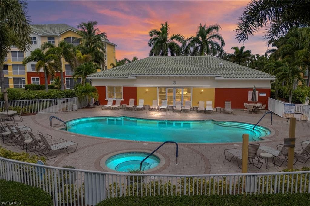 11041 Gulf Reflections DR # 206, FORT MYERS FL 33908-2