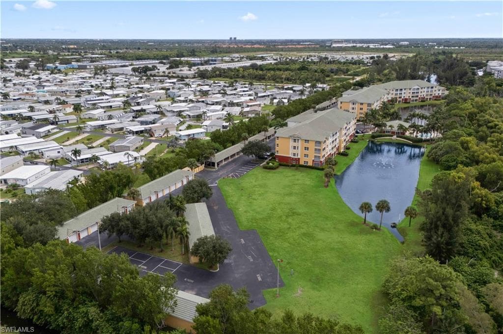 11041 Gulf Reflections DR # 206, FORT MYERS FL 33908-35