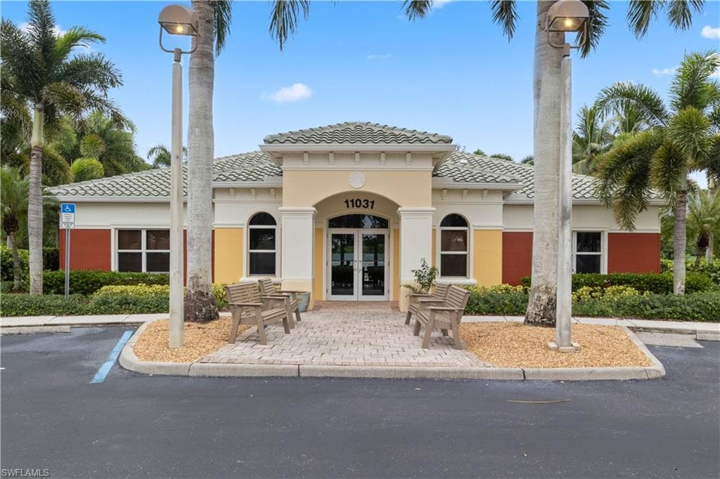 11041 Gulf Reflections DR # 206, FORT MYERS FL 33908-36