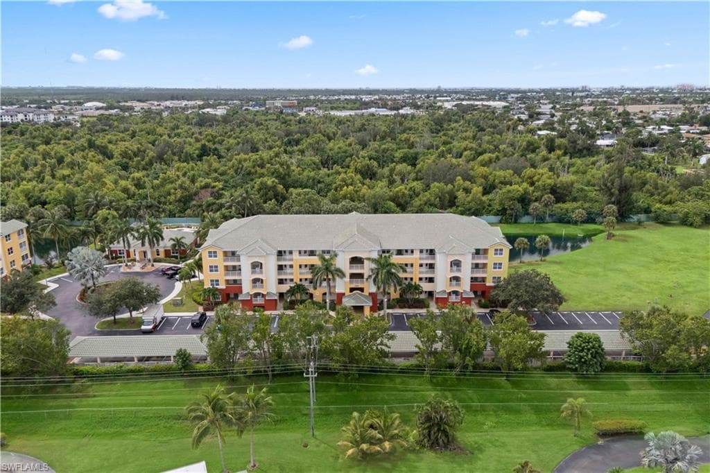 11041 Gulf Reflections DR # 206, FORT MYERS FL 33908-28