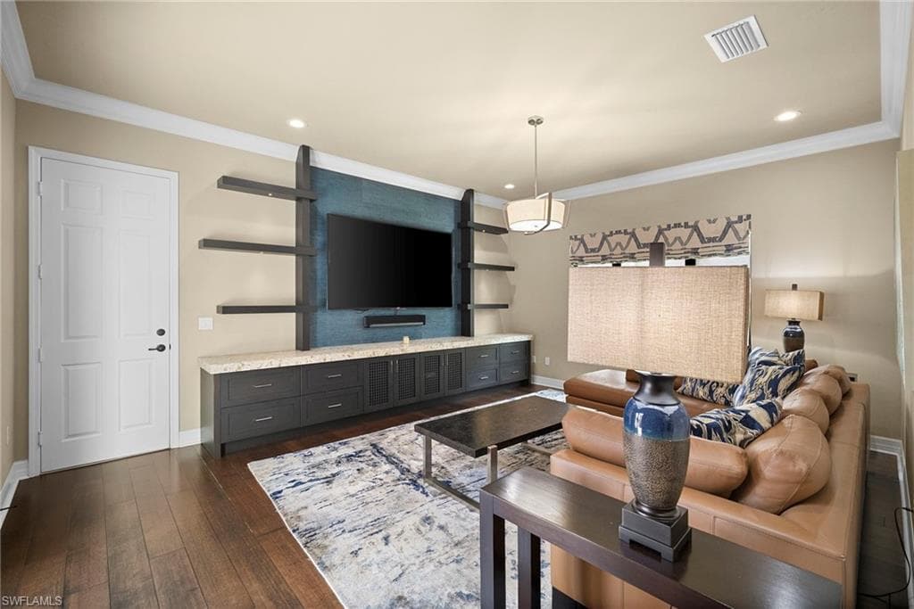 4450 Caldera CIR, NAPLES FL 34119-23