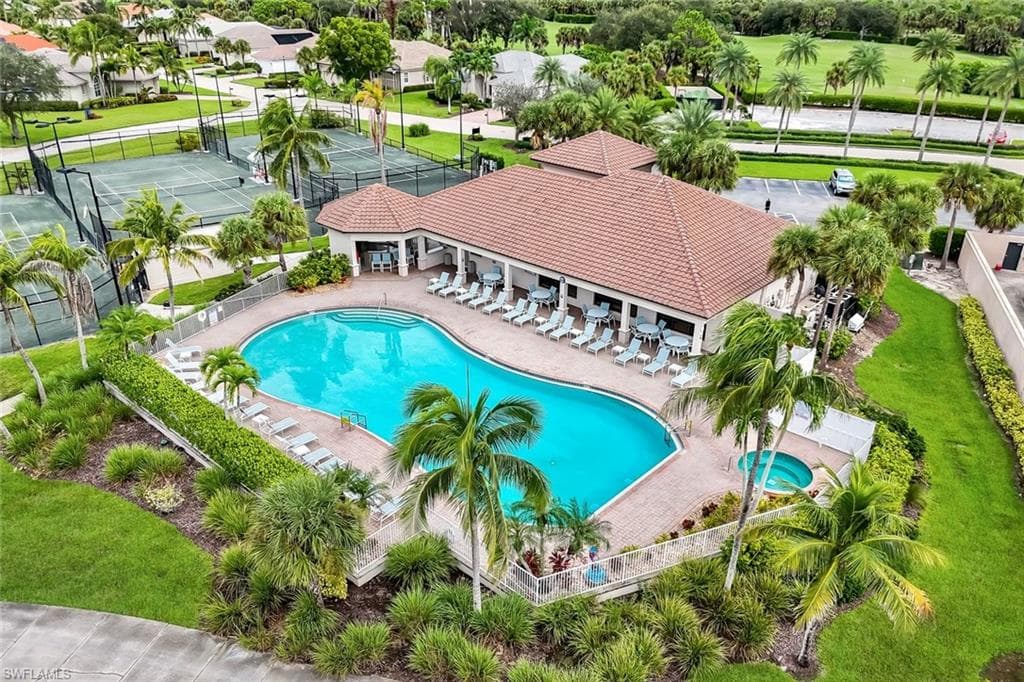 8929 Greenwich Hills WAY, FORT MYERS FL 33908-38