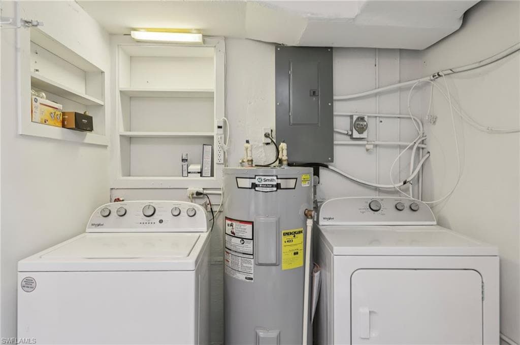 1037 Ione DR, FORT MYERS FL 33919-25