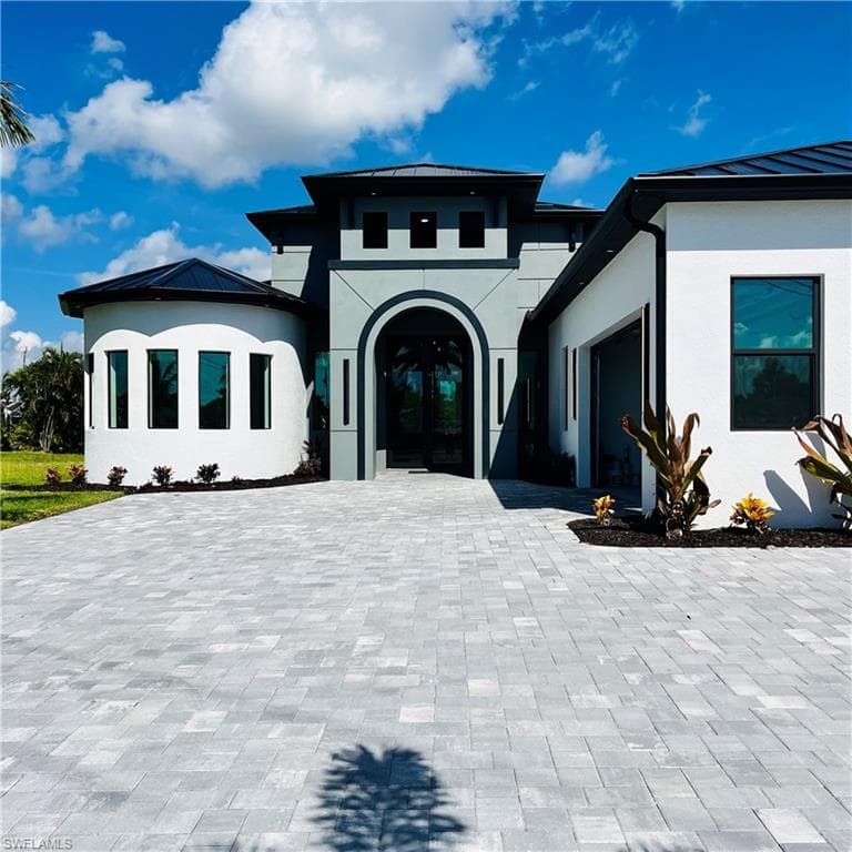 4218 SW 17th AVE, CAPE CORAL FL 33914-1