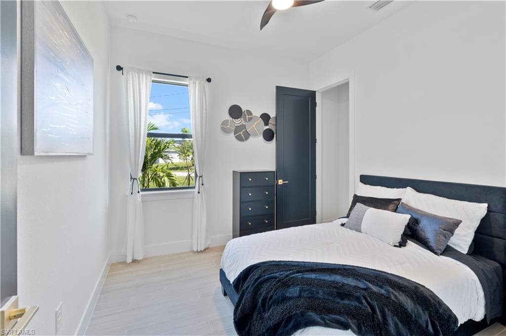 4218 SW 17th AVE, CAPE CORAL FL 33914-25