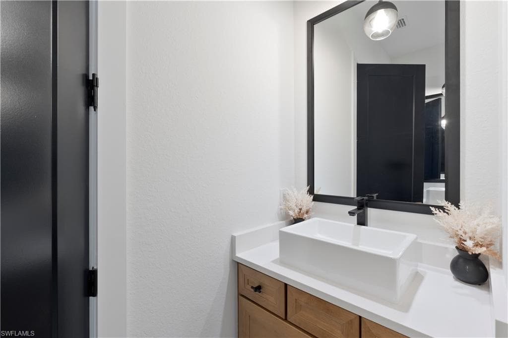 4218 SW 17th AVE, CAPE CORAL FL 33914-24