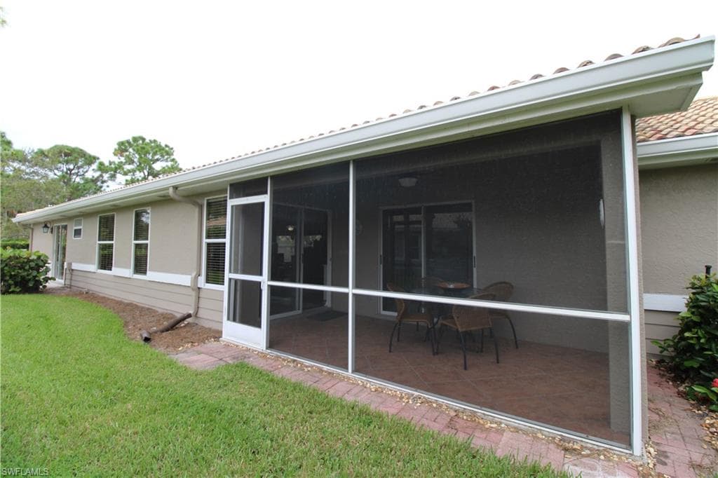 306 Emerald Bay CIR # 8, NAPLES FL 34110-40