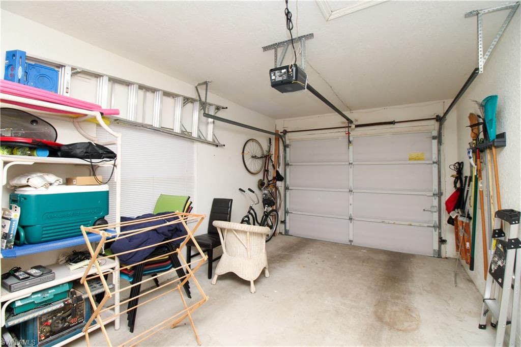 306 Emerald Bay CIR # 8, NAPLES FL 34110-10