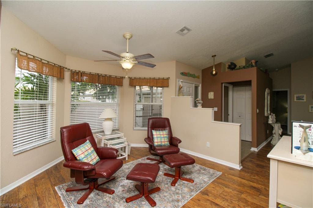 306 Emerald Bay CIR # 8, NAPLES FL 34110-28