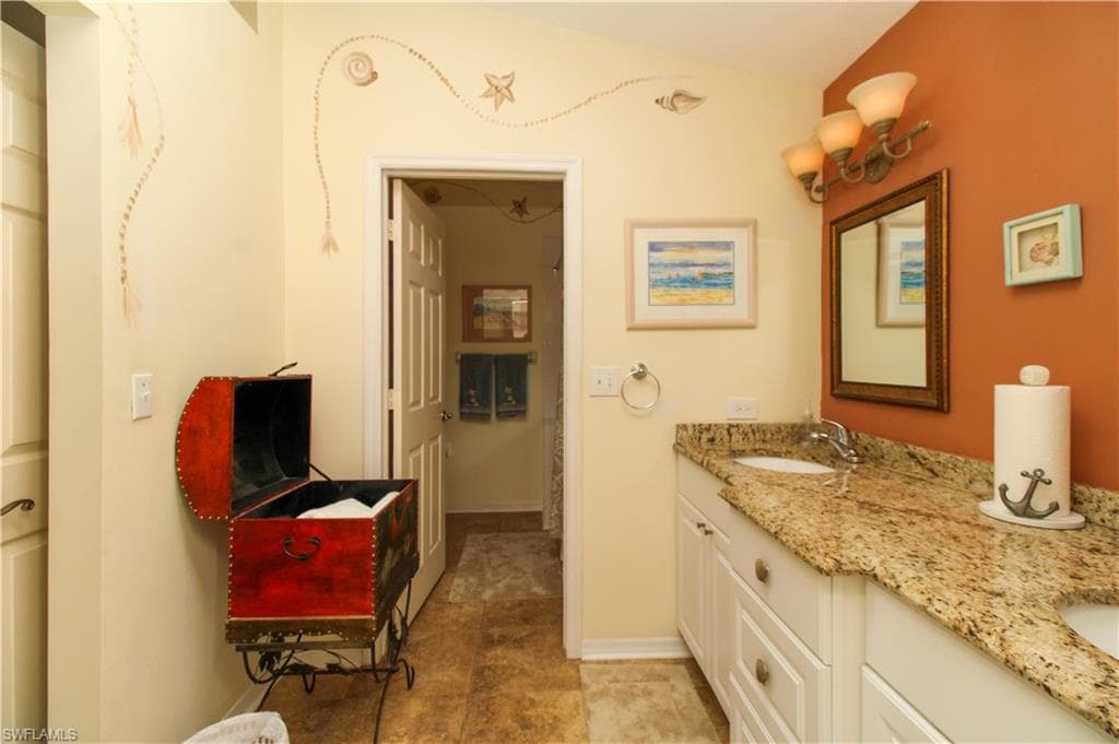 306 Emerald Bay CIR # 8, NAPLES FL 34110-24