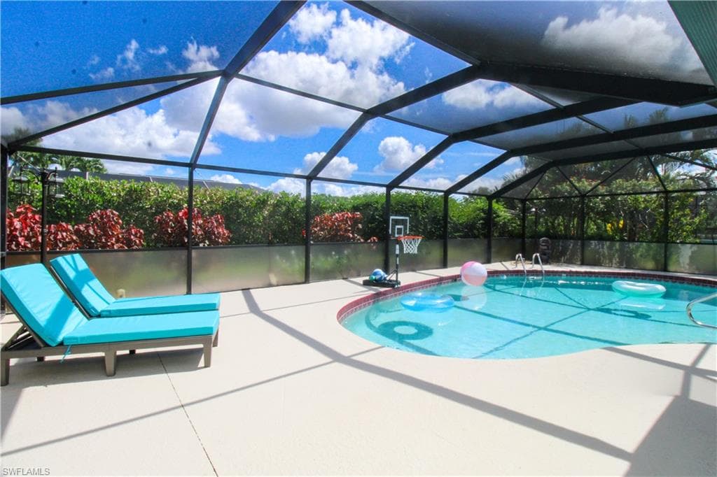 213 Bay Meadows DR, NAPLES FL 34113-41
