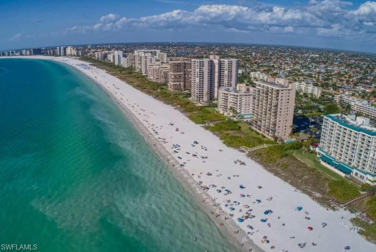 213 Bay Meadows DR, NAPLES FL 34113-48