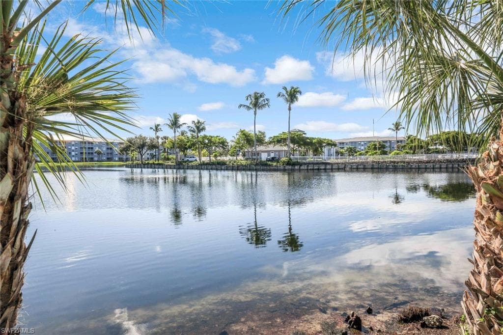 16685 Lake Circle DR 1012-25