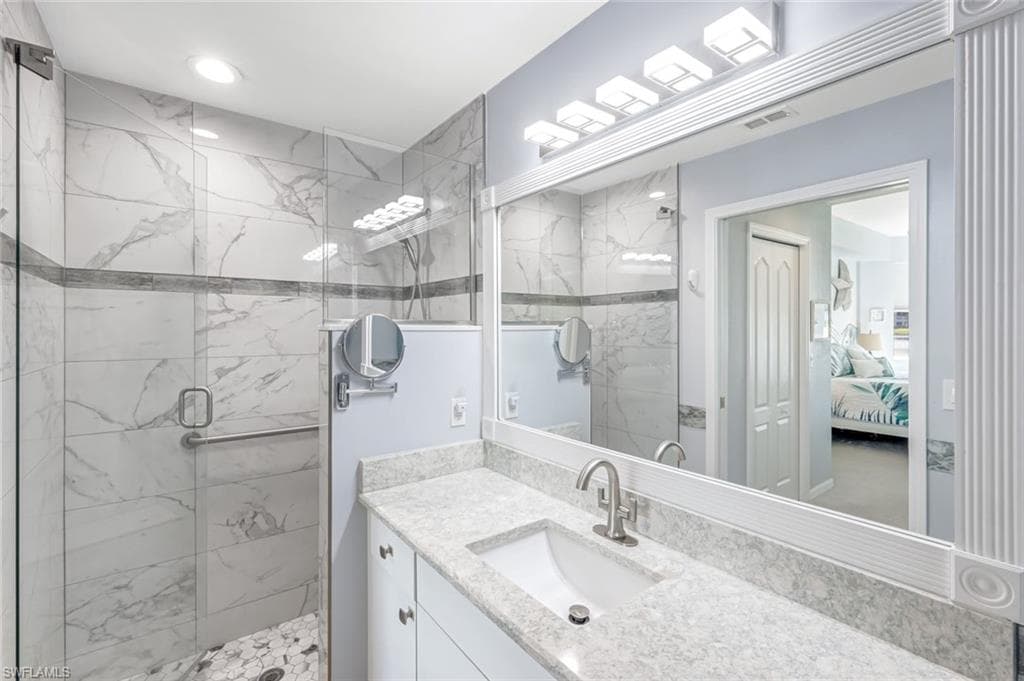 16685 Lake Circle DR 1012-18