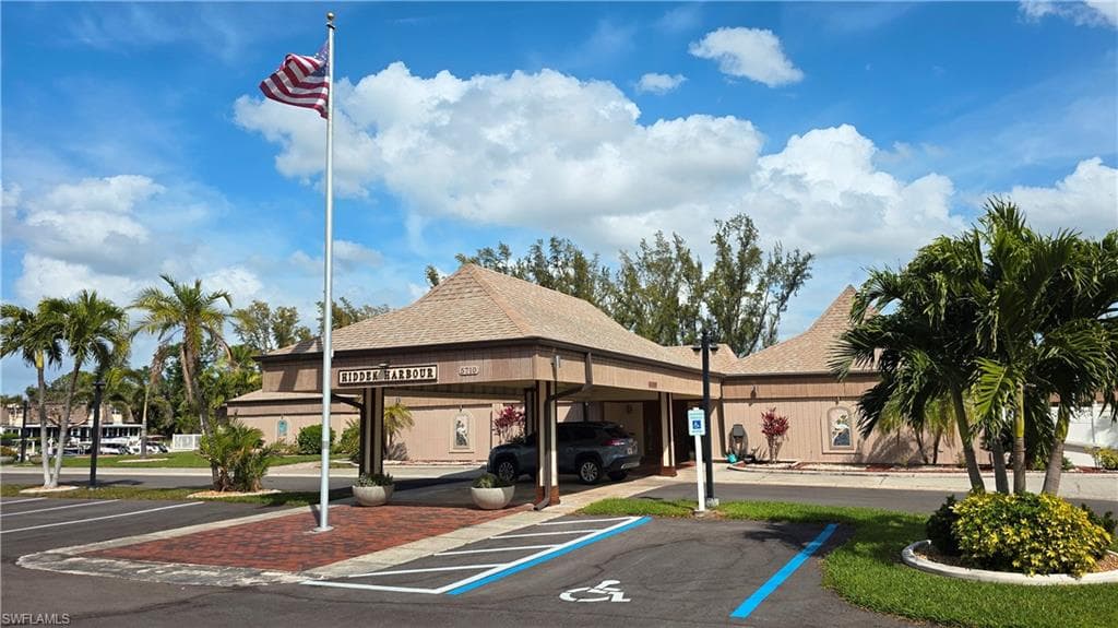 5705 Harbour Club RD, FORT MYERS FL 33919-31