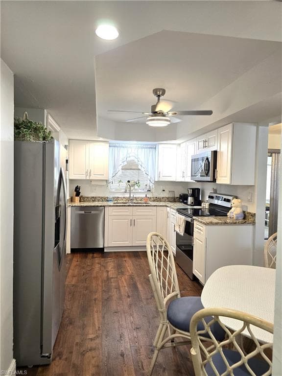 5705 Harbour Club RD, FORT MYERS FL 33919-33